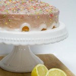 Torta al limone glassata
