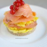 Millefoglie di ananas e salmone
