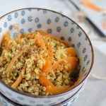 Insalata speziata di lenticchie, bulgur e carote