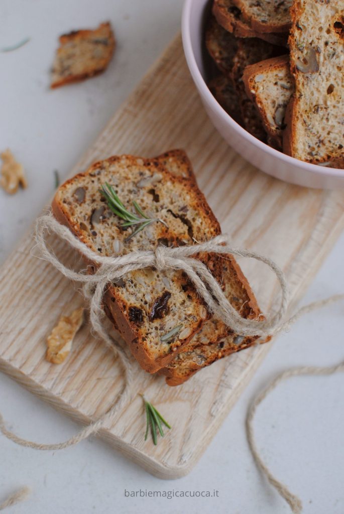 crackers_integrali_con_semi_e_noci