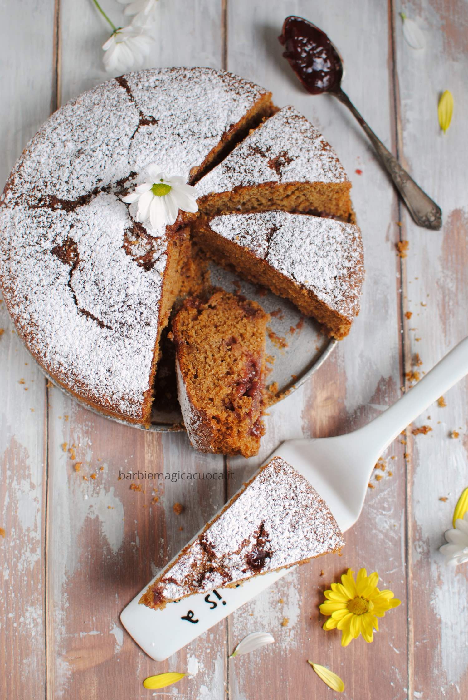 Torta Con Farina Integrale E Marmellata